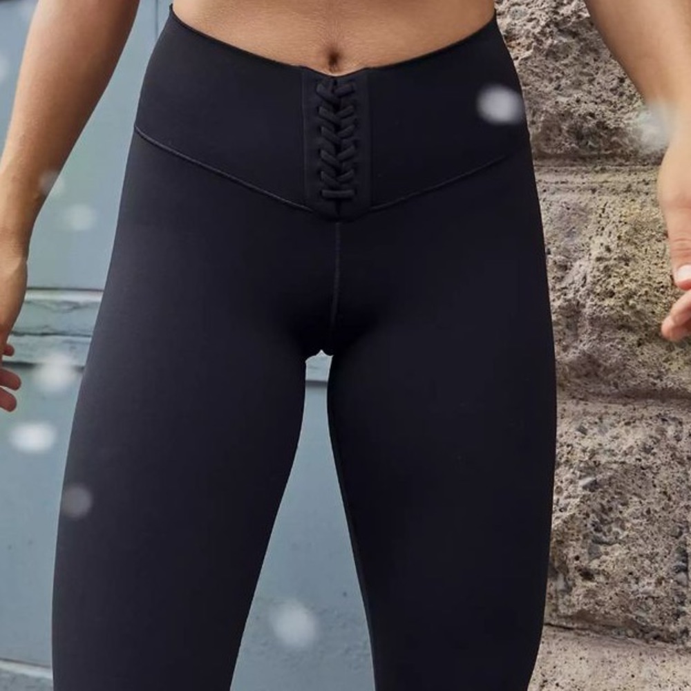 NWOT aerie Real Me High Waisted Lace Up Leggings